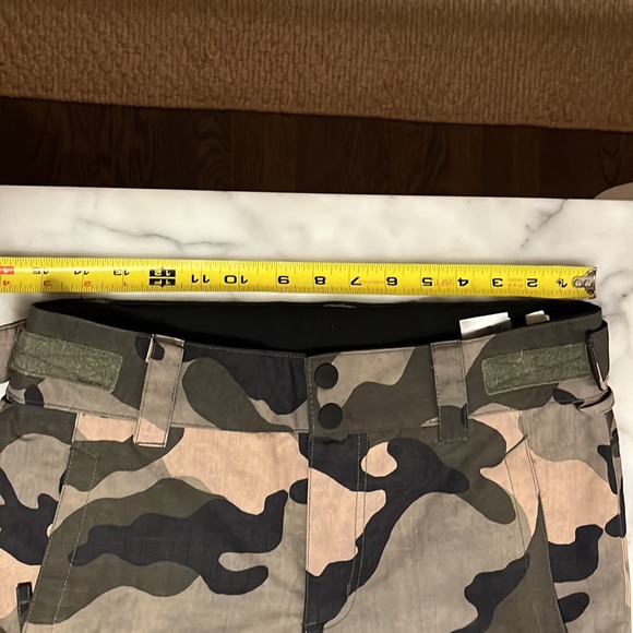 Billabong Camo Women’s Snow Pants - Picture 9 of 12